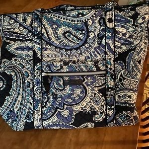 Vera Bradley Vera Tote color Deep Night Paisley